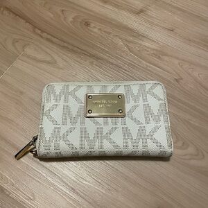 Michael Kors wallet